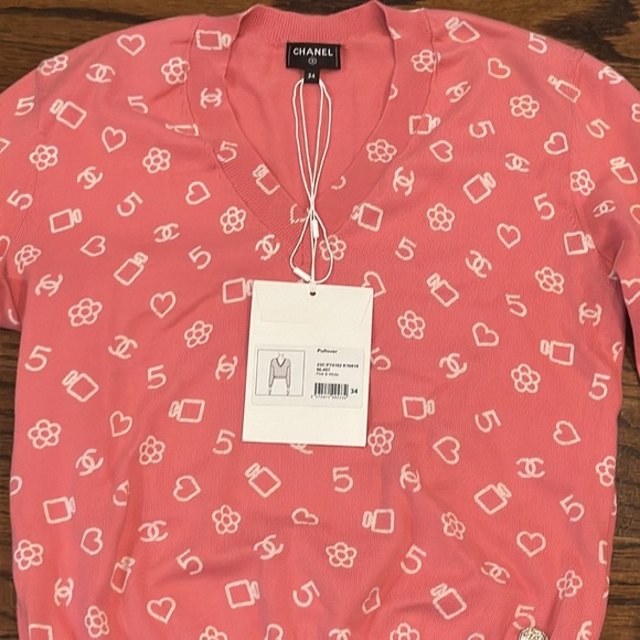 Chanel Sweater From the Cruise 2023 Collection by Karl Lagerfeld Size FR 34 - Picture 9 of 15